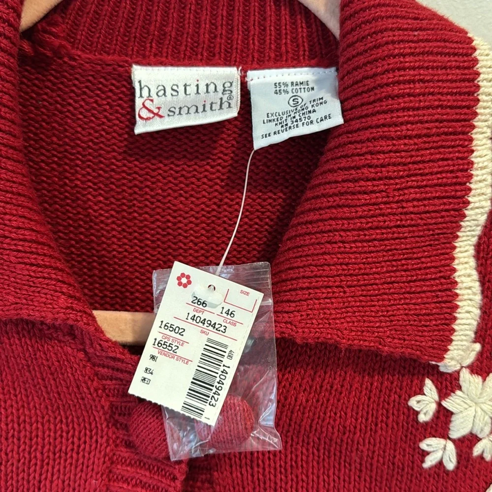 NWT! Vintage Hasting and Smith Red Ice Skating Holiday Sweater From Carson's! - Picture 2 of 10
